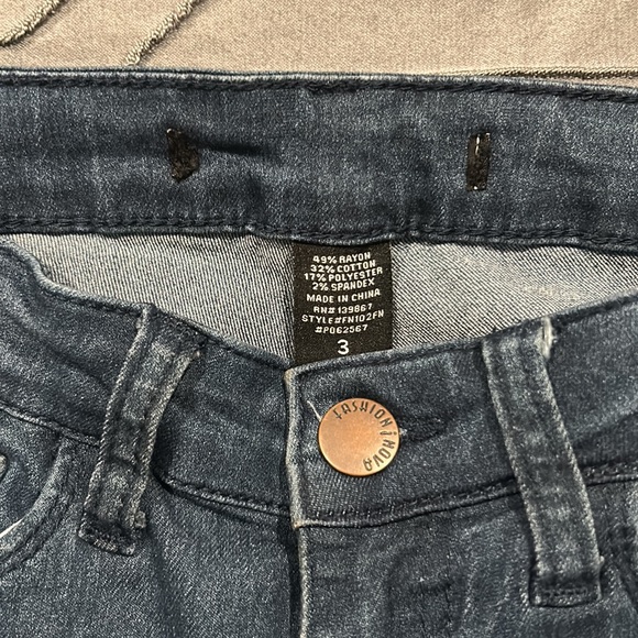 Women’s Fashion Nova Denim Blue Skinny Jeans Size 3 - Picture 5 of 7